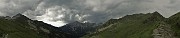 83 Al Passo di Tartano cielo minaccioso anche  verso San Simone 